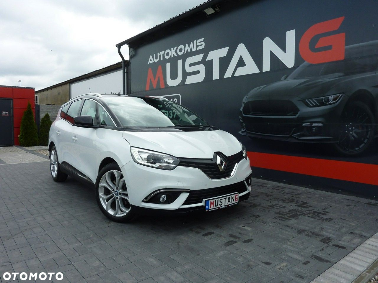 Renault Grand Scenic - 40