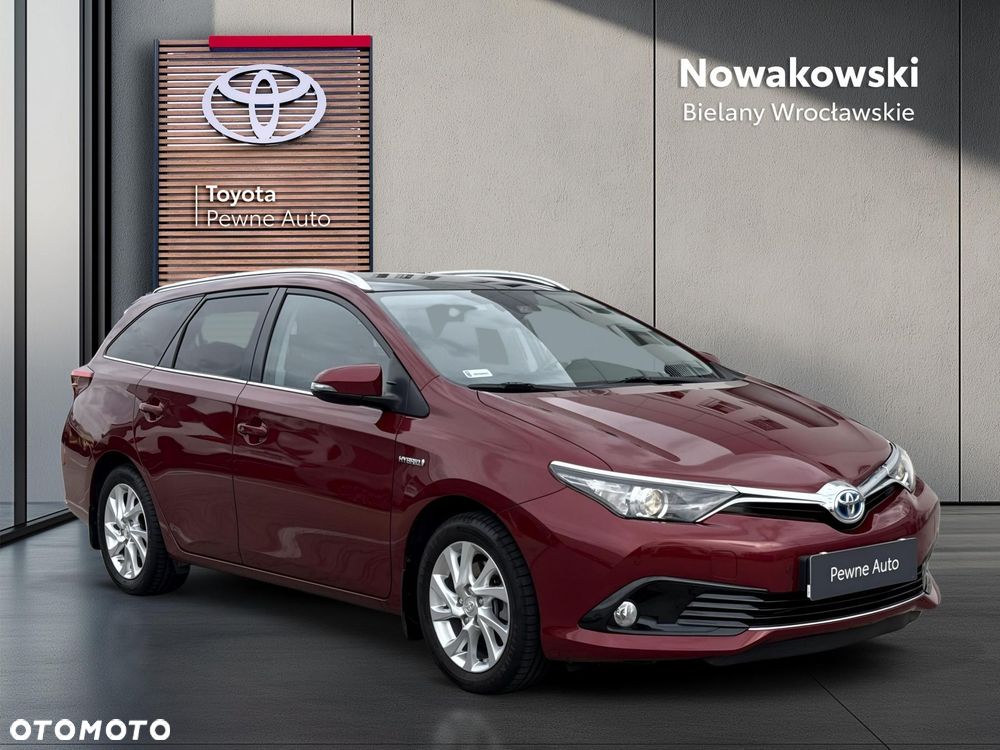 Toyota Auris Hybrid 135 Premium - 30