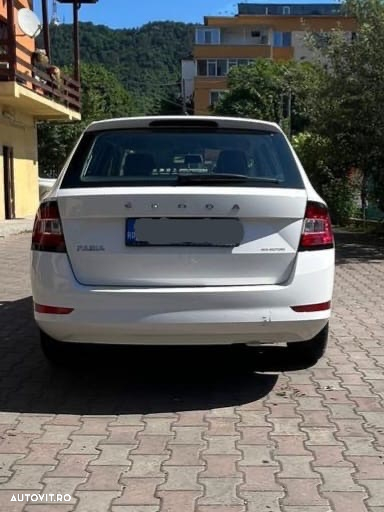 Skoda Fabia 1.0 TSI 95 CP Ambition - 4