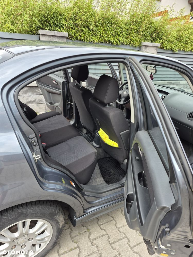 Suzuki SX4 - 5