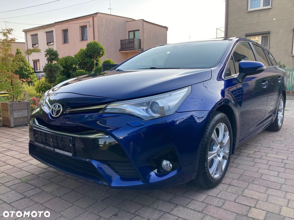Toyota Avensis 2.0 D-4D Prestige - 10