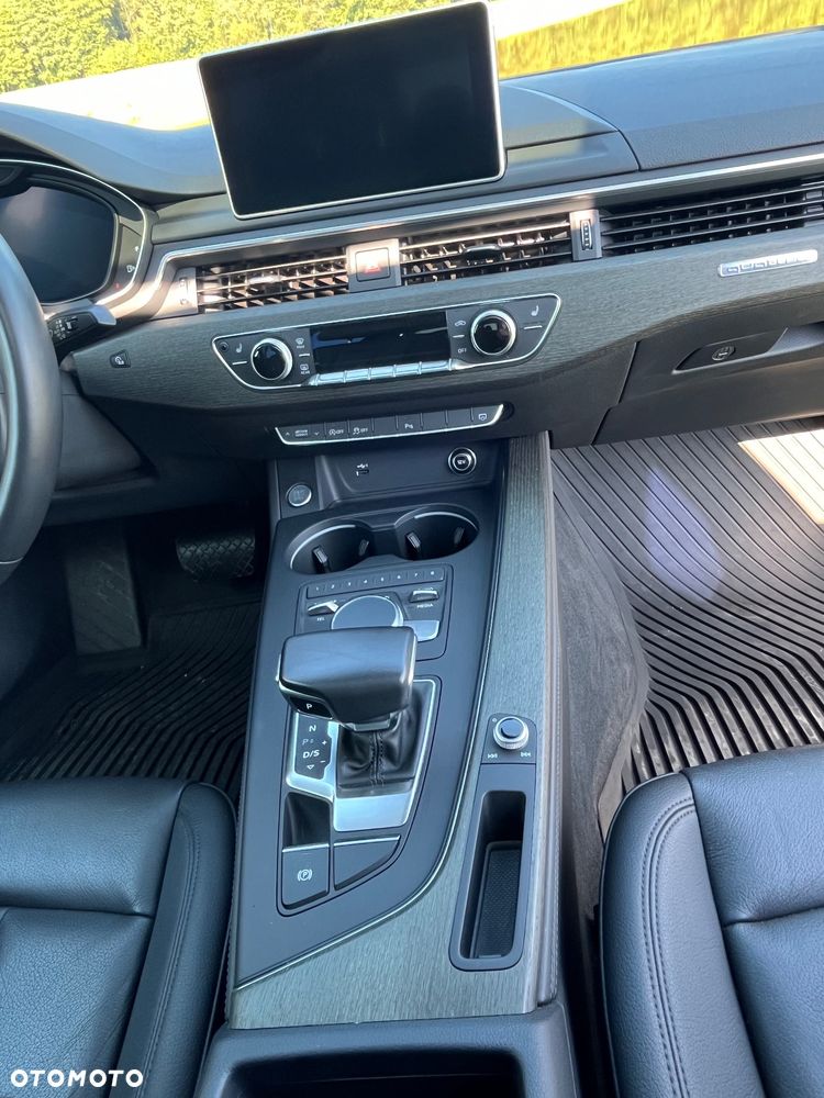 Audi A4 Limousine - 19