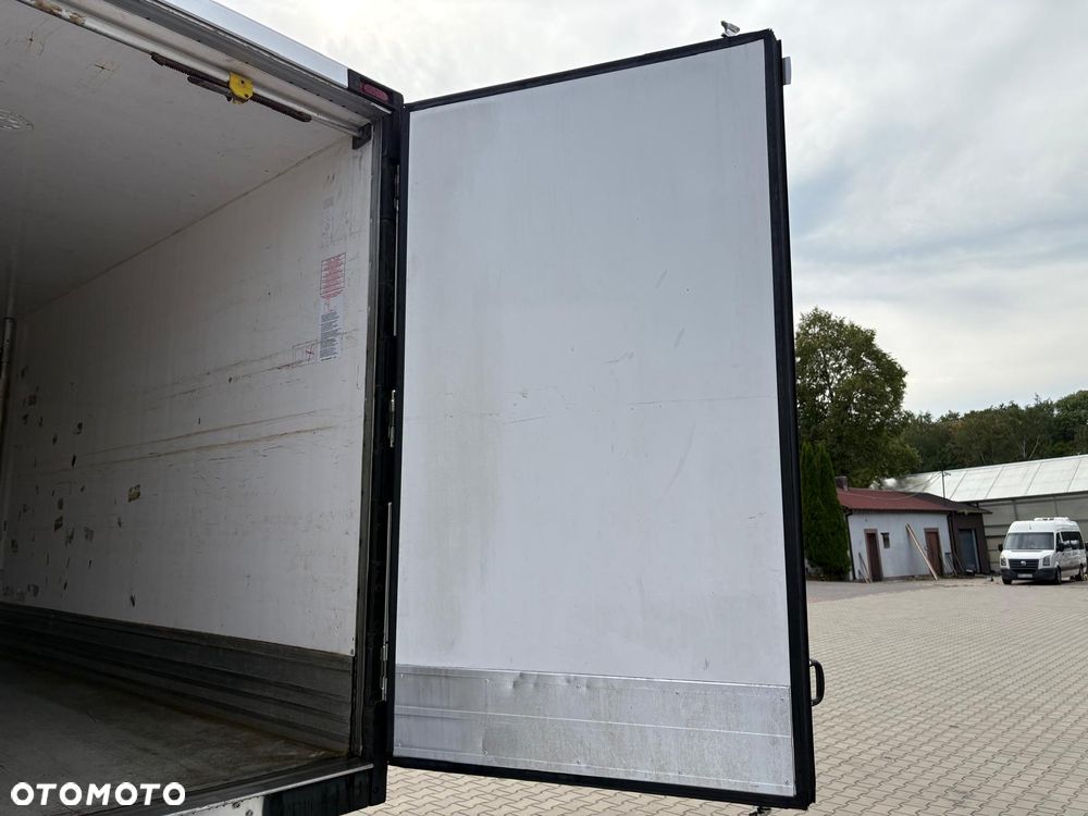 MAN TGL12.220/Euro 6/ agregat Thermo King/zabudowa Lambert z windą do załadunku - 9