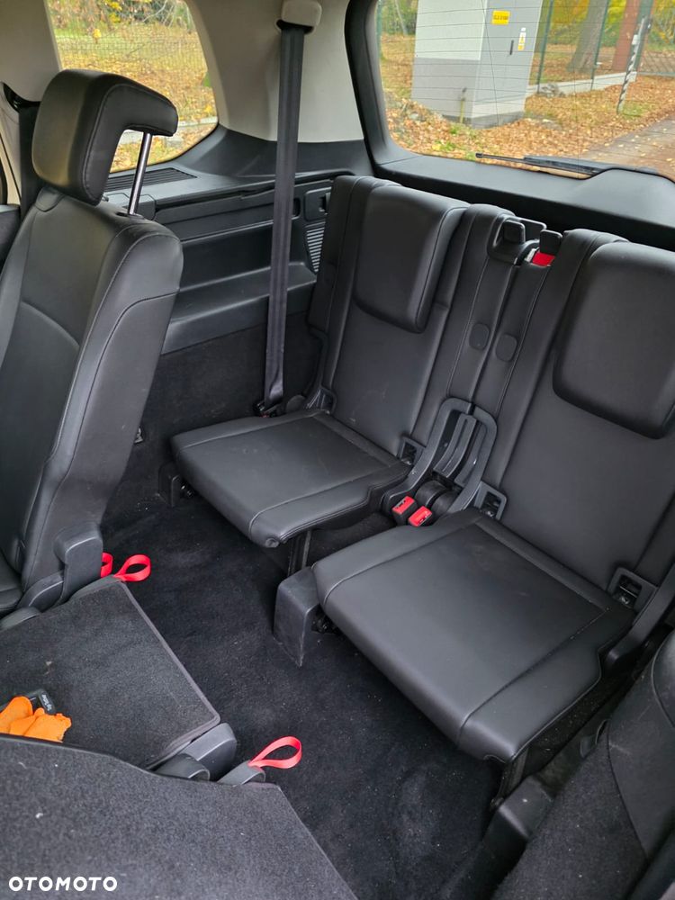 Volkswagen Touran 2.0 TDI DPF DSG Cup - 11