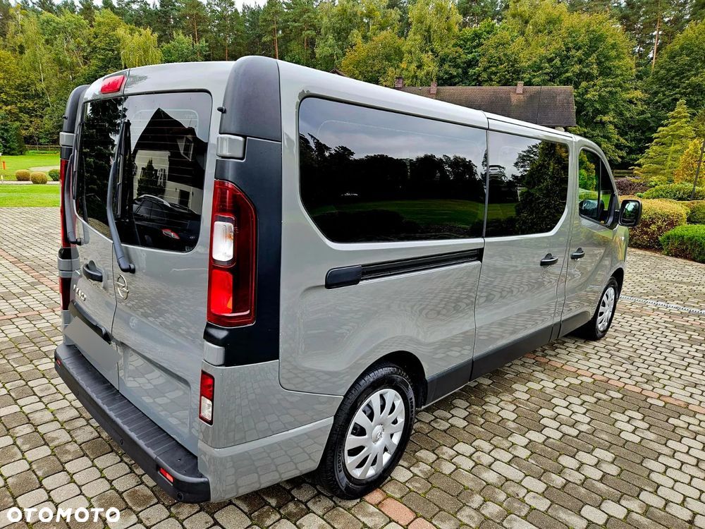 Opel Vivaro - 9