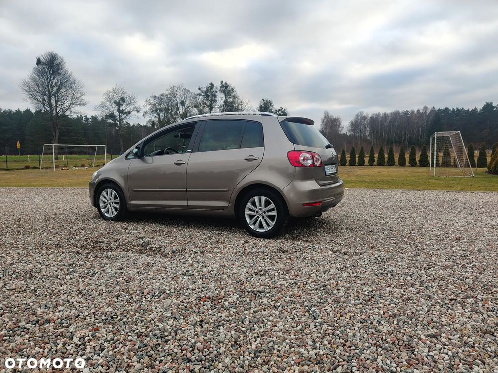 Volkswagen Golf Plus 1.6 TDI DPF Style - 25