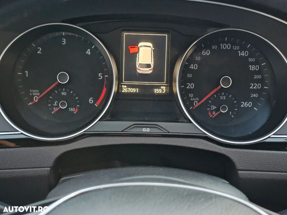 Volkswagen Passat Variant 2.0 TDI DSG Comfortline - 8