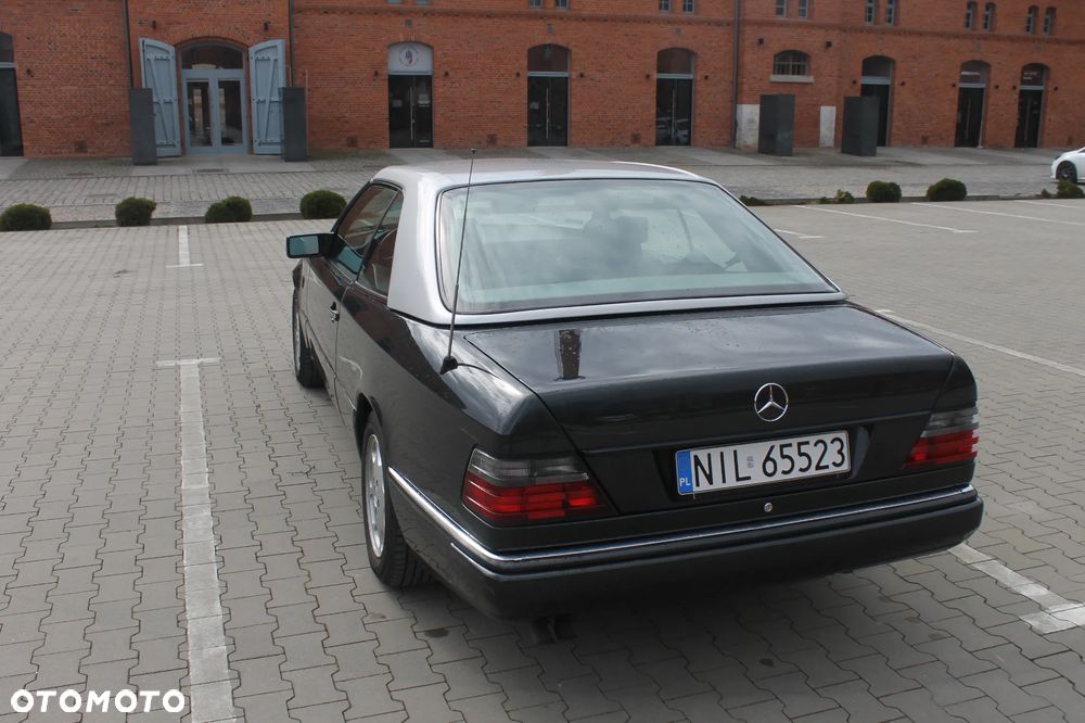 Mercedes-Benz W124 (1984-1993) - 11