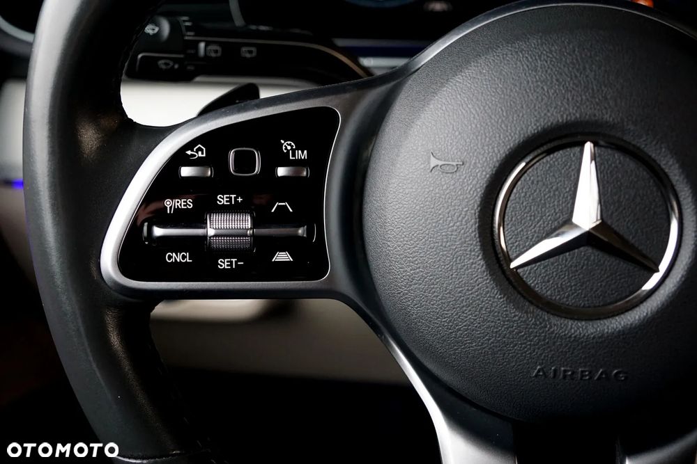 Mercedes-Benz GLE 450 AMG 4Matic 9G-TRONIC AMG Line - 32