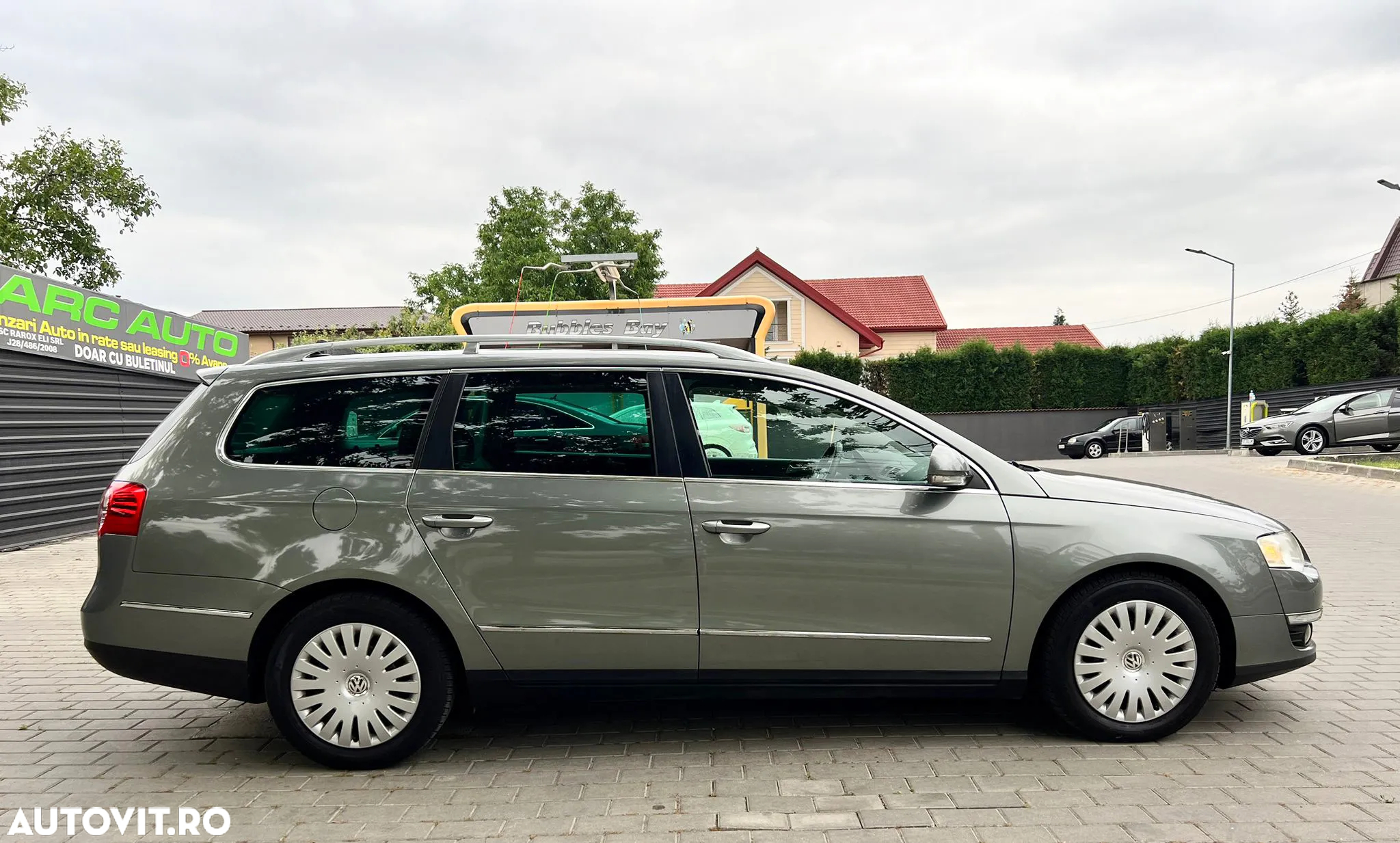 Volkswagen Passat Variant 2.0 TDI BlueMotion Technology DPF Comfortline - 12