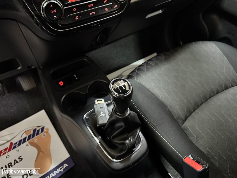 Mitsubishi Space Star 1.2 Connect Edition - 34