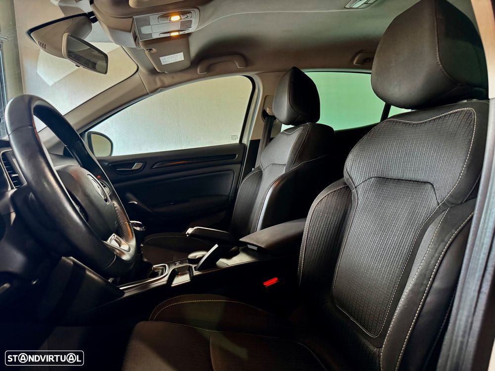 Renault Mégane ENERGY TCe 100 INTENS - 10