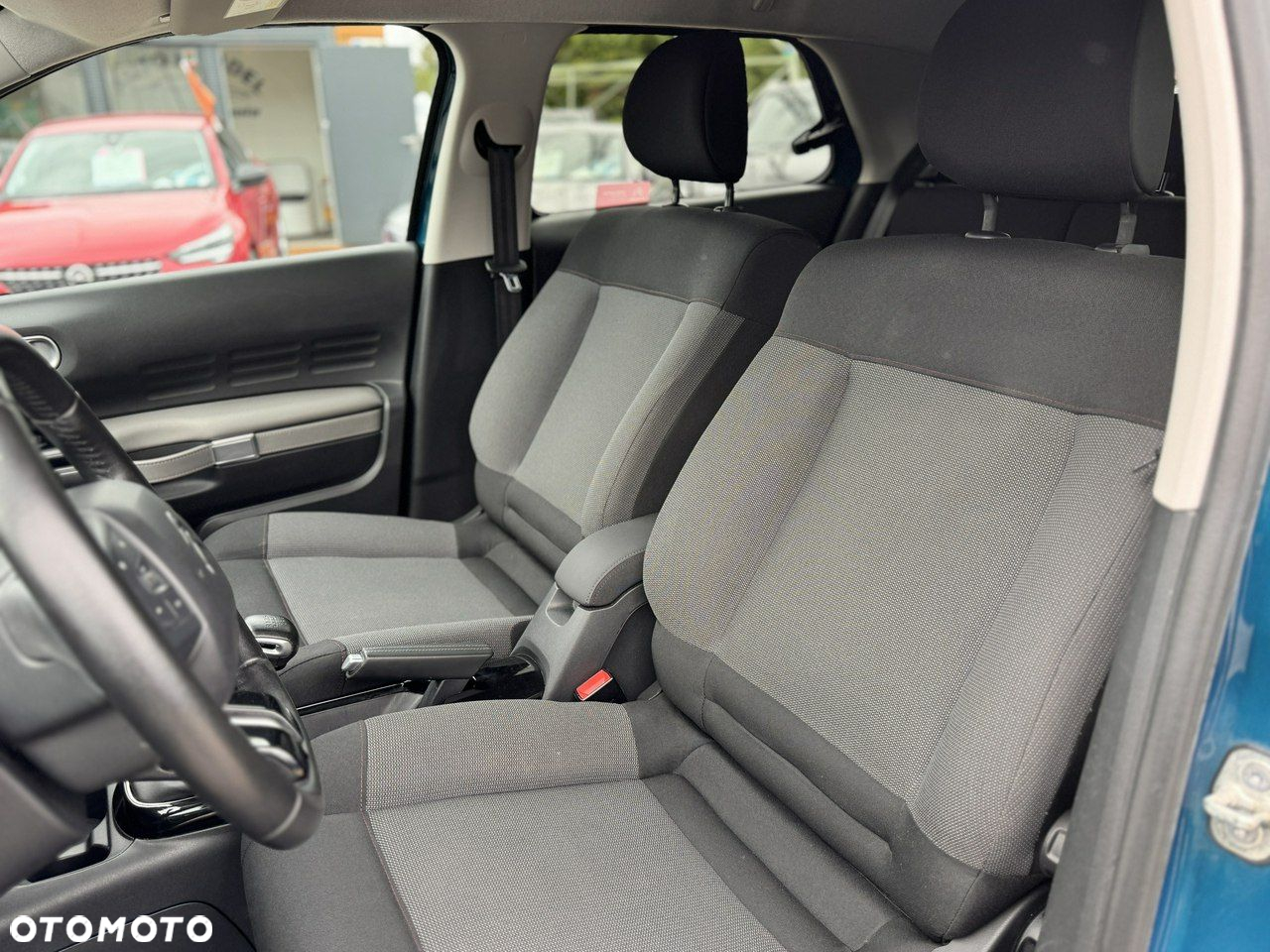 Citroën C4 Cactus - 31