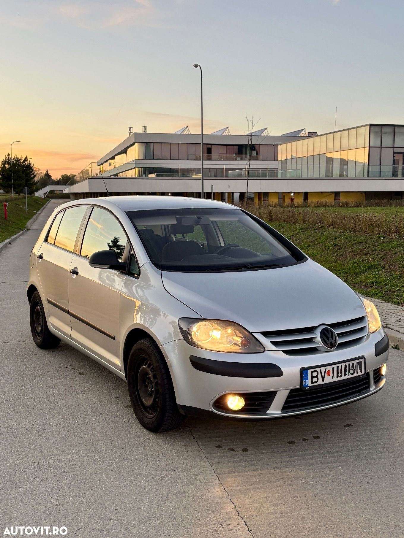 Volkswagen Golf Plus 1.4 Comfortline - 1