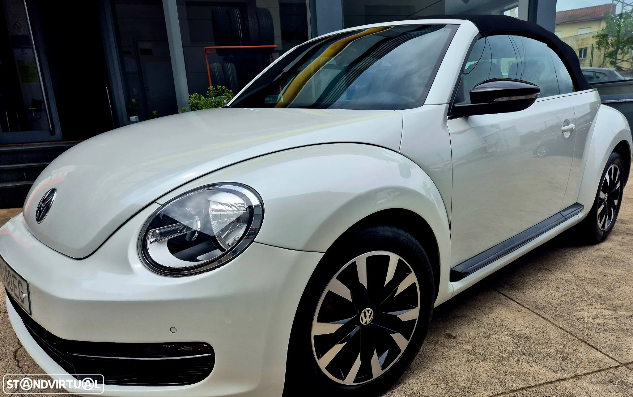 VW New Beetle Cabriolet 1.2 TSI Design DSG - 16