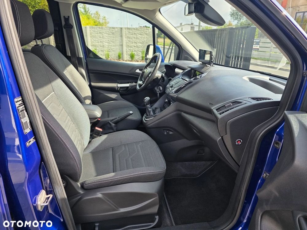 Ford Tourneo Connect Grand - 11