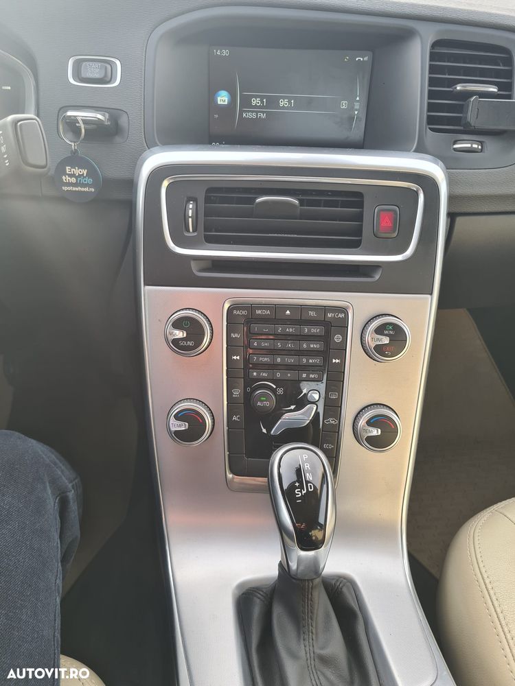 Volvo S60 D4 Momentum - 6