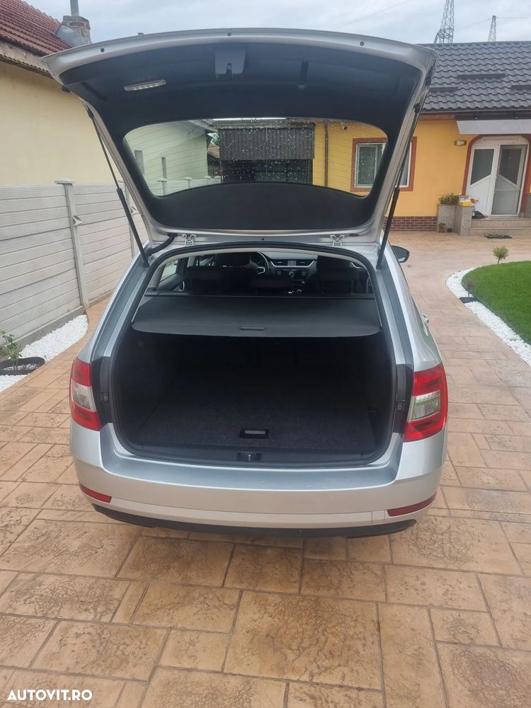 Skoda Octavia 1.6 TDI Ambition - 5