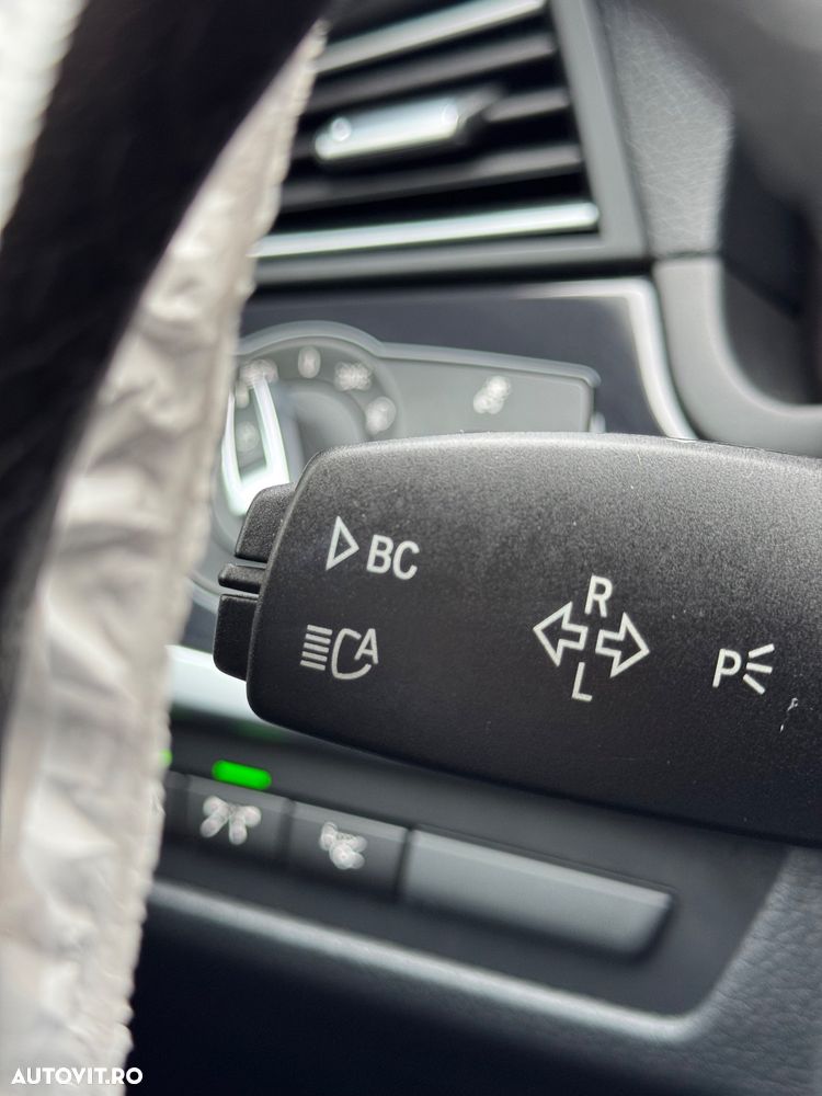 BMW Seria 5 520d Touring Aut. - 21