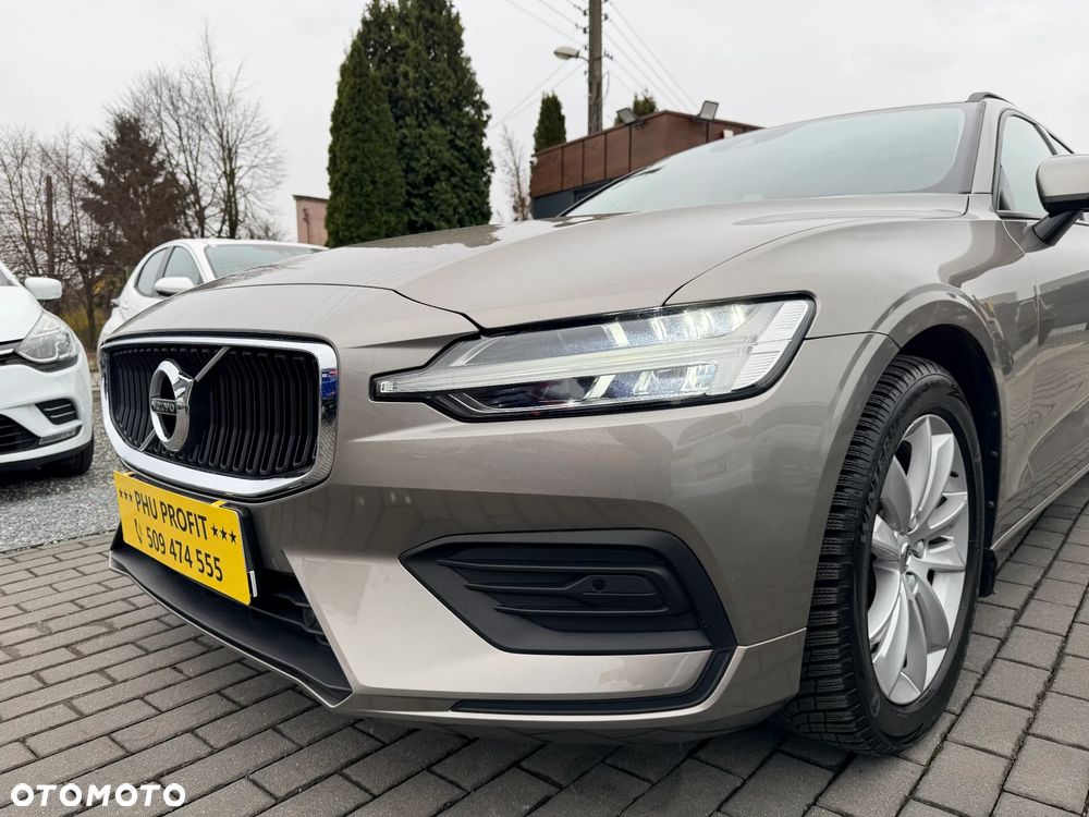 Volvo V60 B3 B Momentum Core - 14