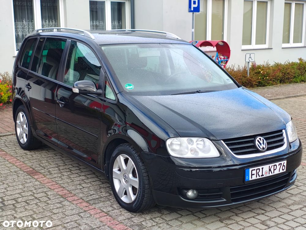 Volkswagen Touran 2.0 TDI Highline - 20