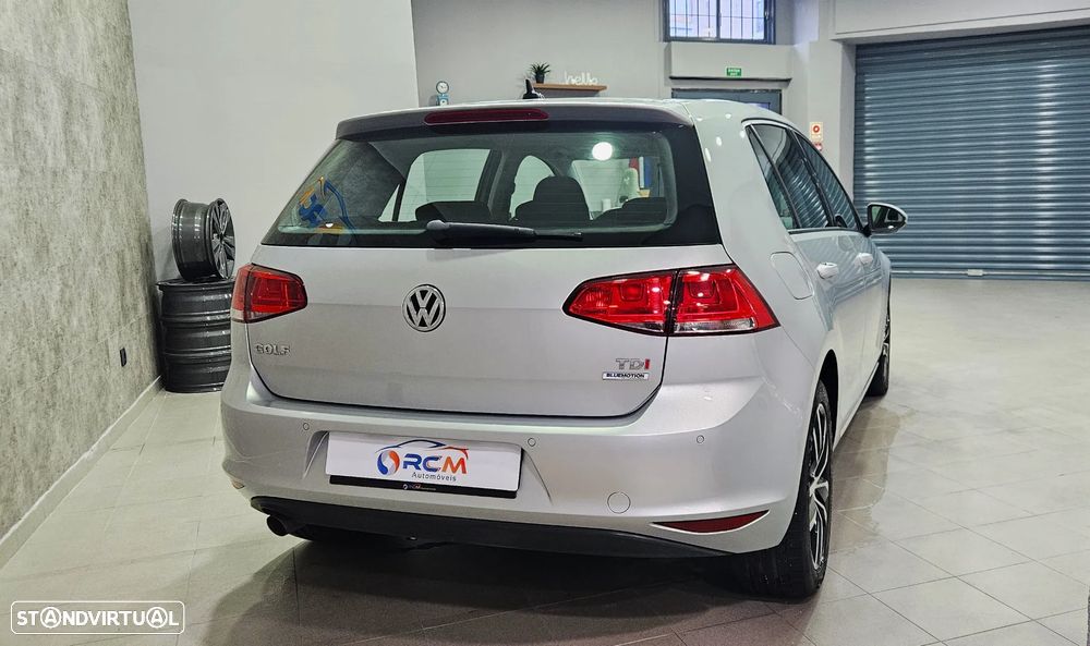 VW Golf 1.6 TDi BlueMotion Trendline - 4