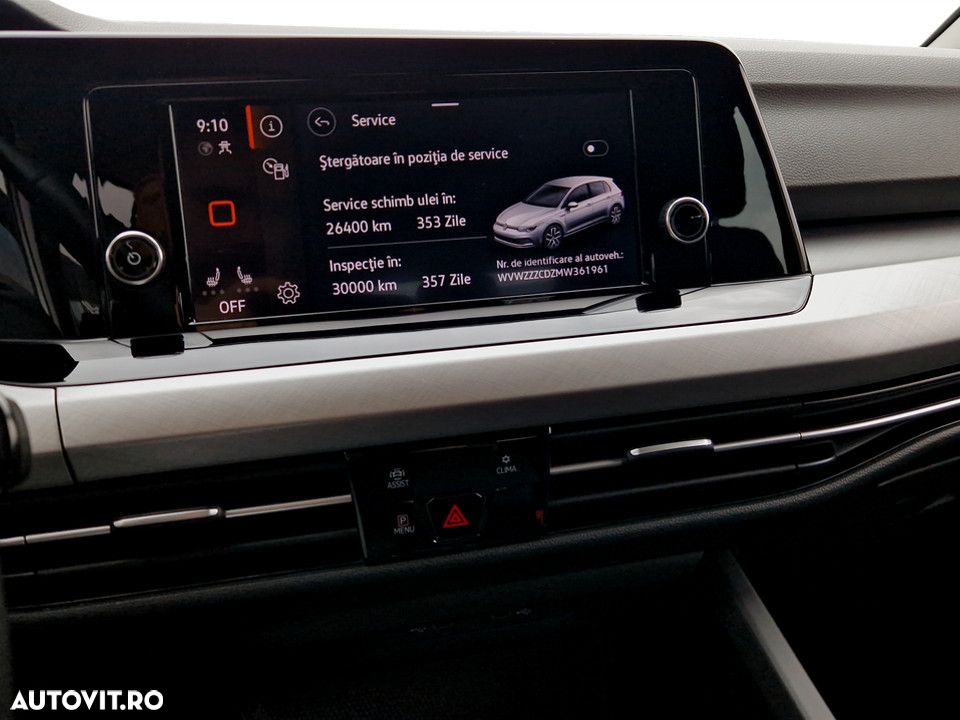 Volkswagen Golf 1.5 eTSI ACT DSG MHEV Life - 24