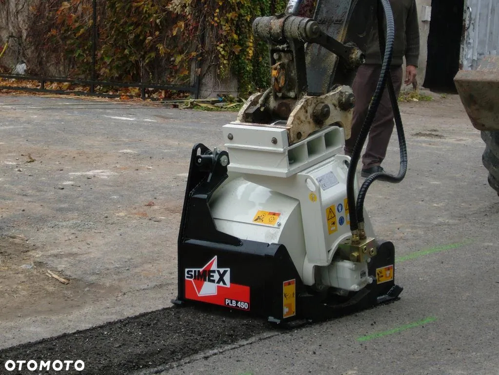 Frezarka do asfaltu SIMEX PLB450 dla koparek 8-13 ton - 2