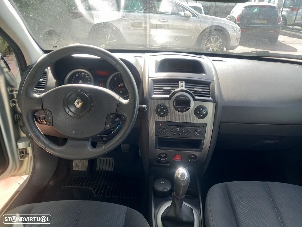 Renault Mégane Break 1.5 dCi C Dynamique - 11