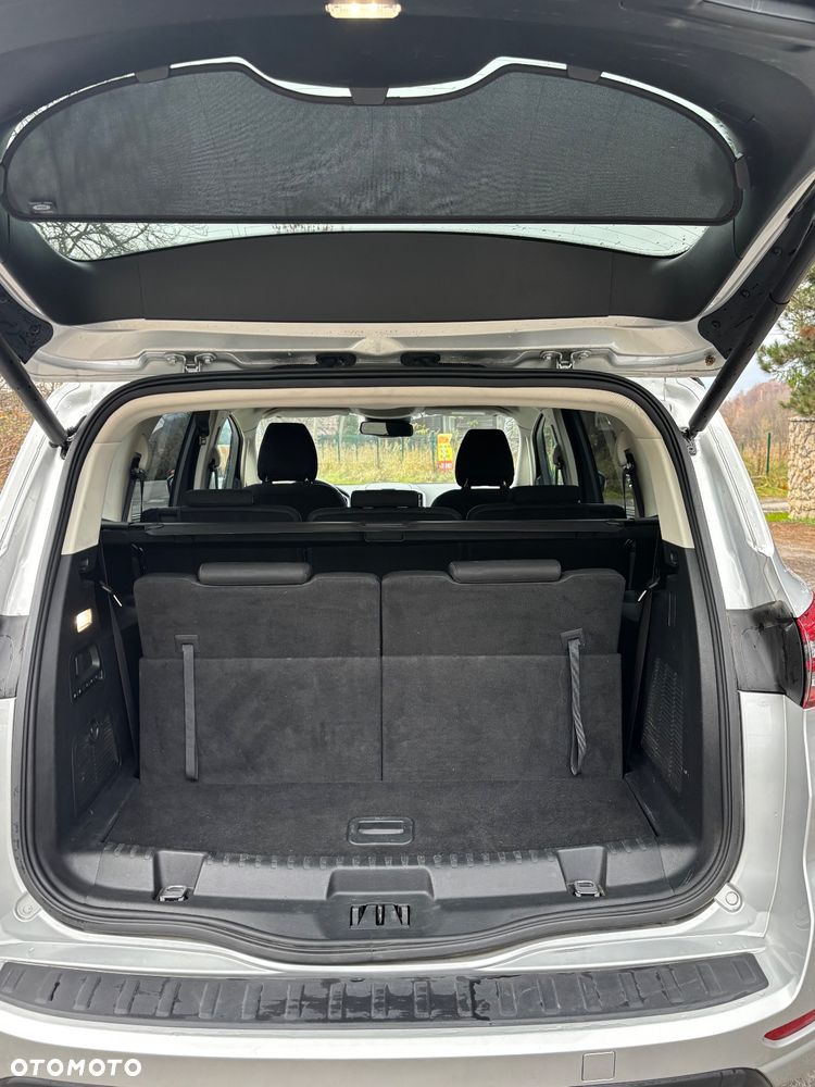 Ford S-Max - 10
