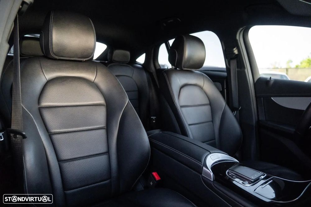 Mercedes-Benz GLC 300 e Coupé 4Matic - 33