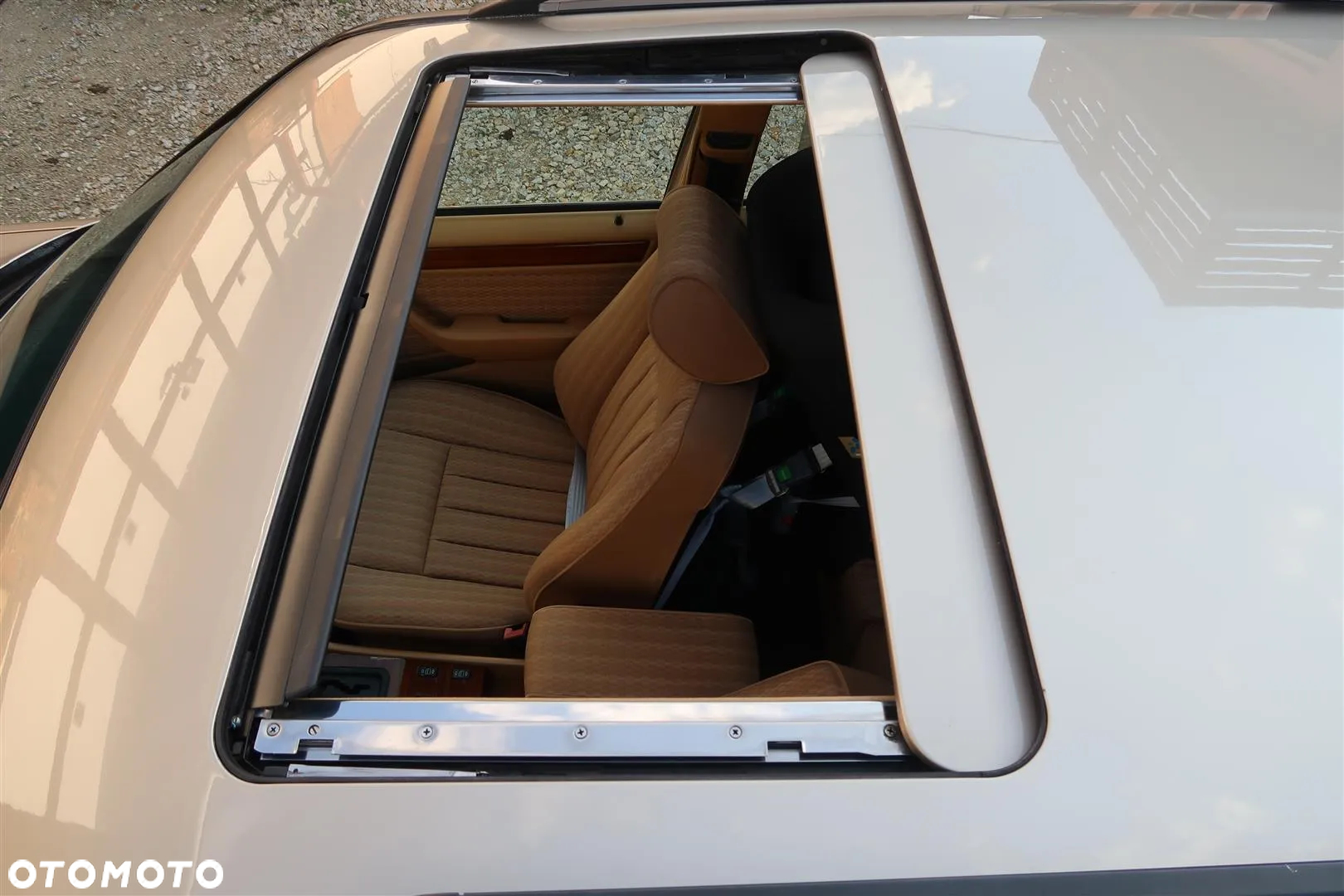 Mercedes-Benz W124 (1984-1993) - 30