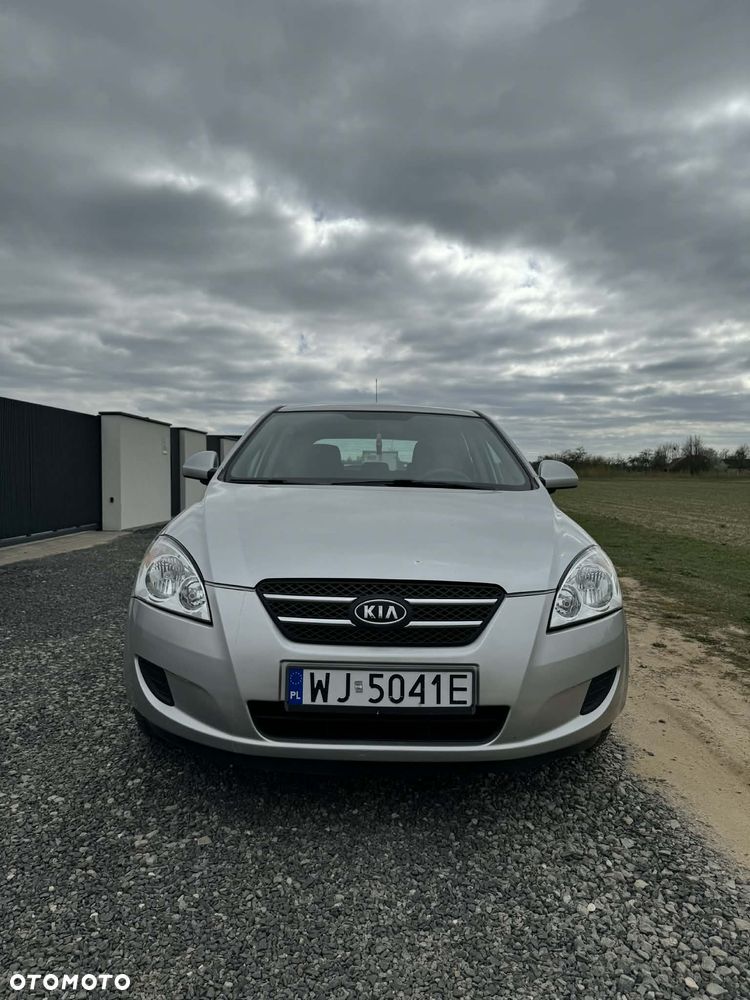 Kia Ceed 1.6 Crdi Comfort - 19