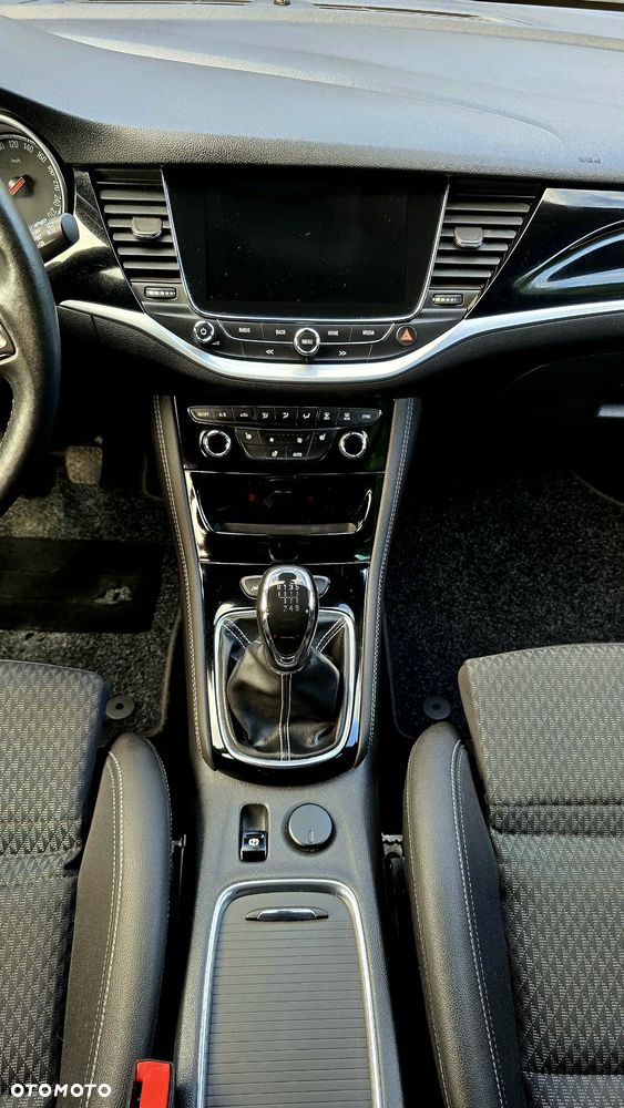 Opel Astra 1.4 Turbo Dynamic - 17
