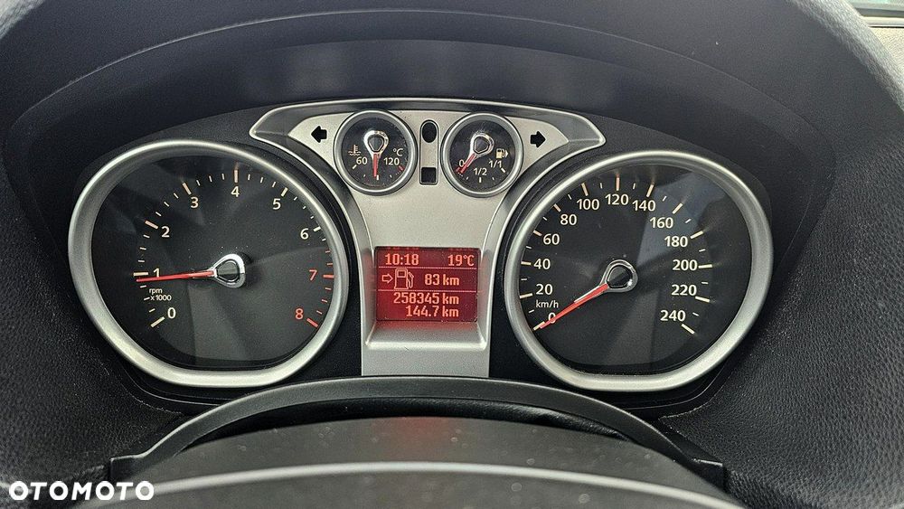 Ford Focus C-Max - 31