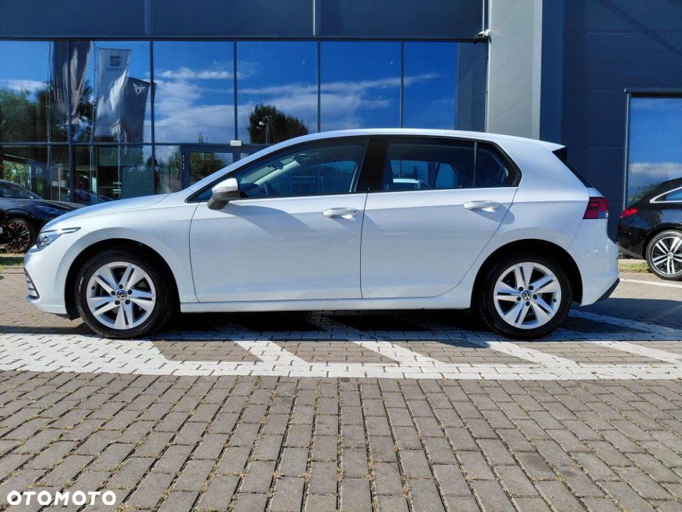 Volkswagen Golf - 2