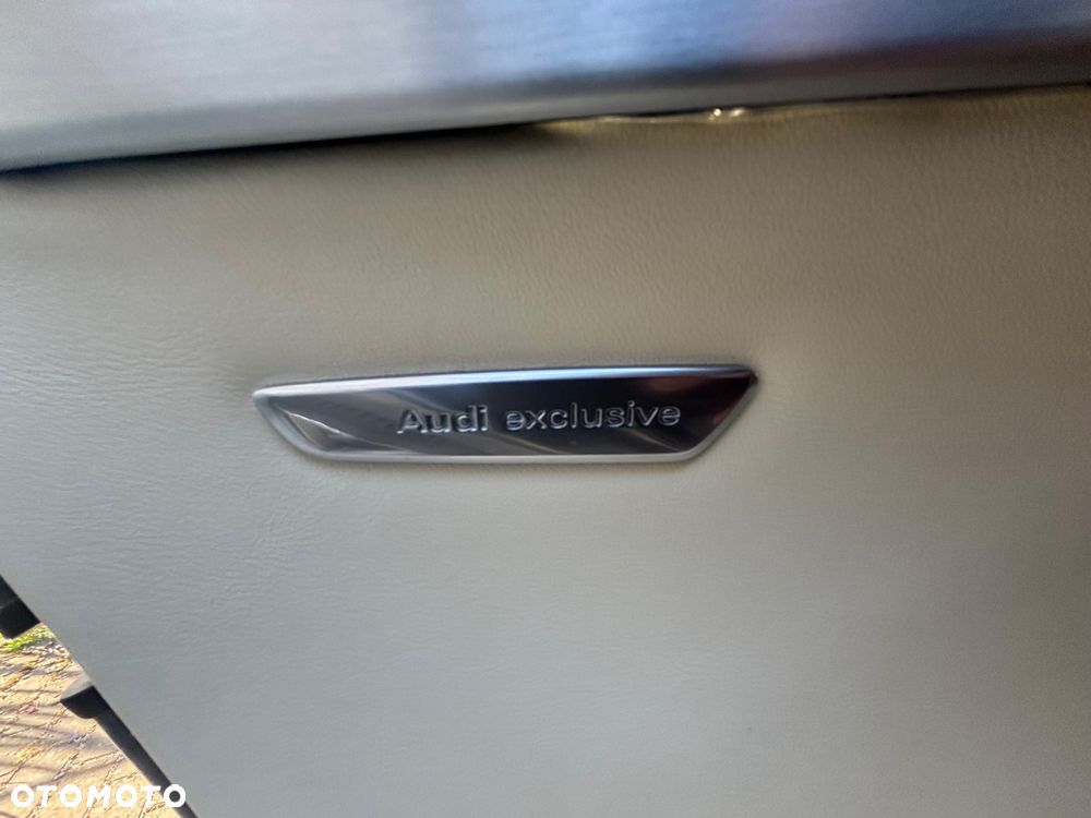 Audi S8 - 12