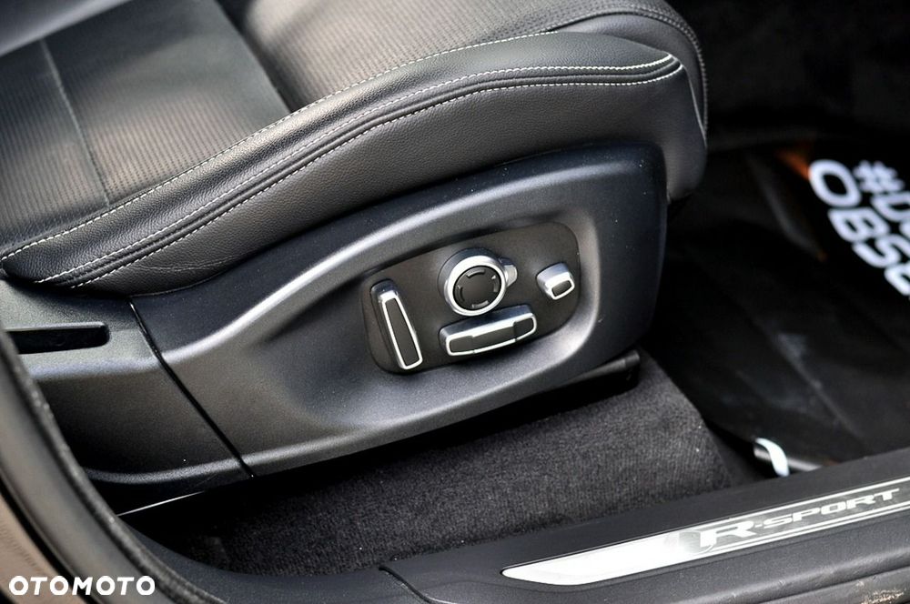 Jaguar F-Pace 2.0 i4D AWD R-Sport - 17