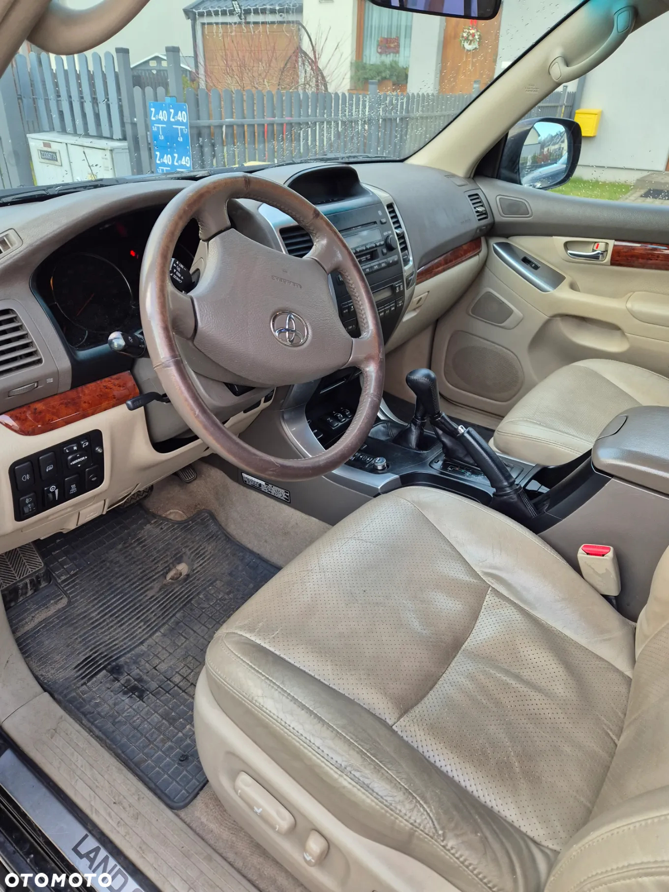 Toyota Land Cruiser - 9