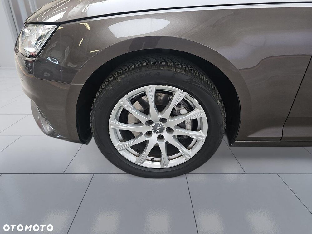 Audi A4 Limousine 2.0 TDI Sport S tronic - 36