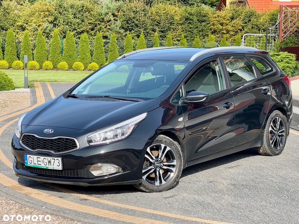 Kia Ceed - 9