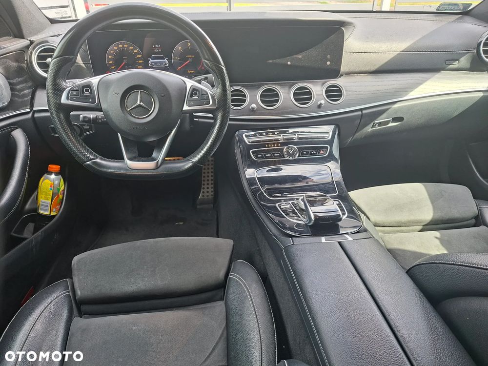 Mercedes-Benz Klasa E 220 d 9G-TRONIC - 9