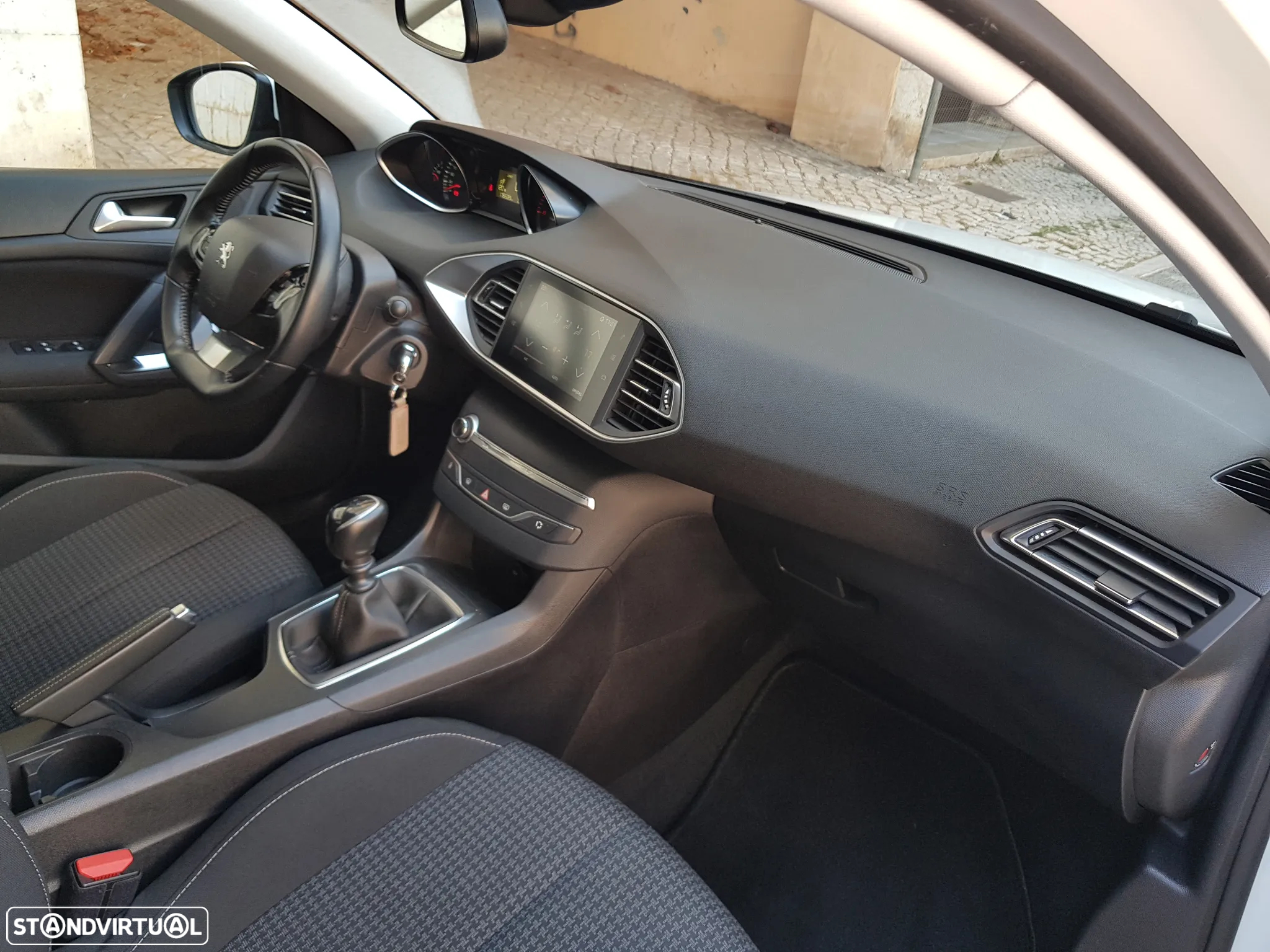 Peugeot 308 1.5 BlueHDi Style - 33