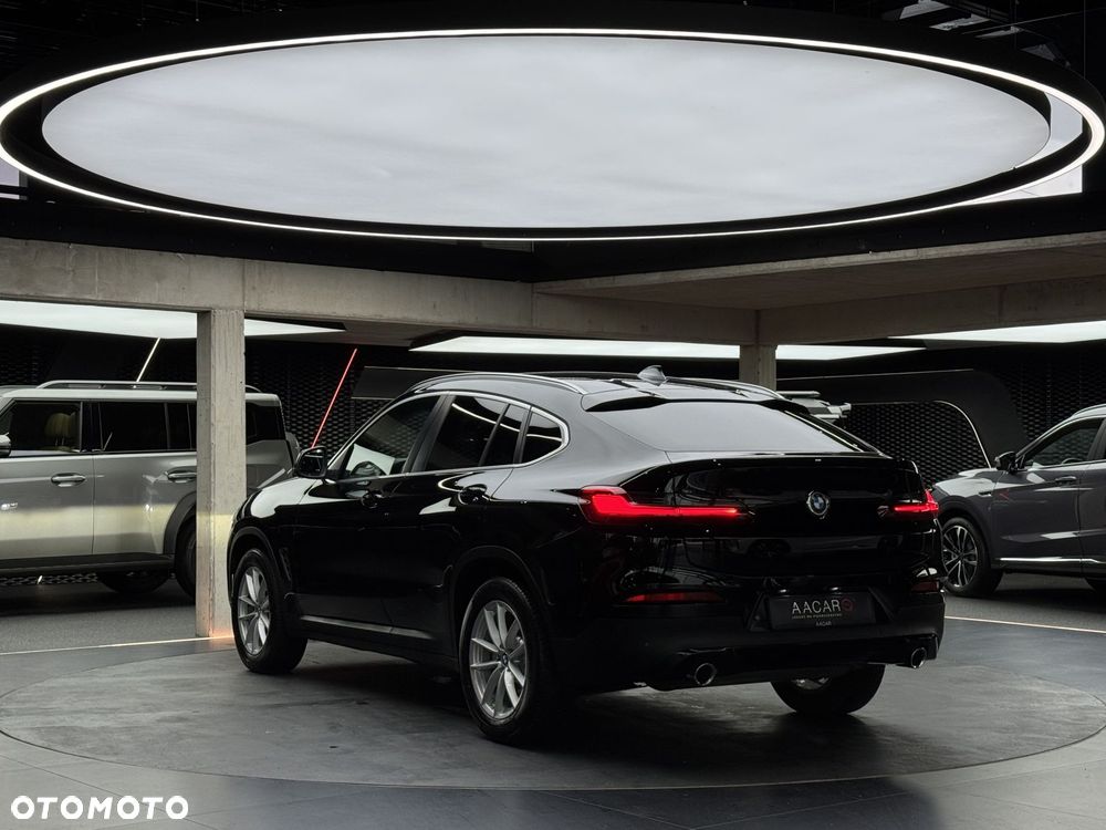 BMW X4 xDrive20i GPF Advantage sport - 4