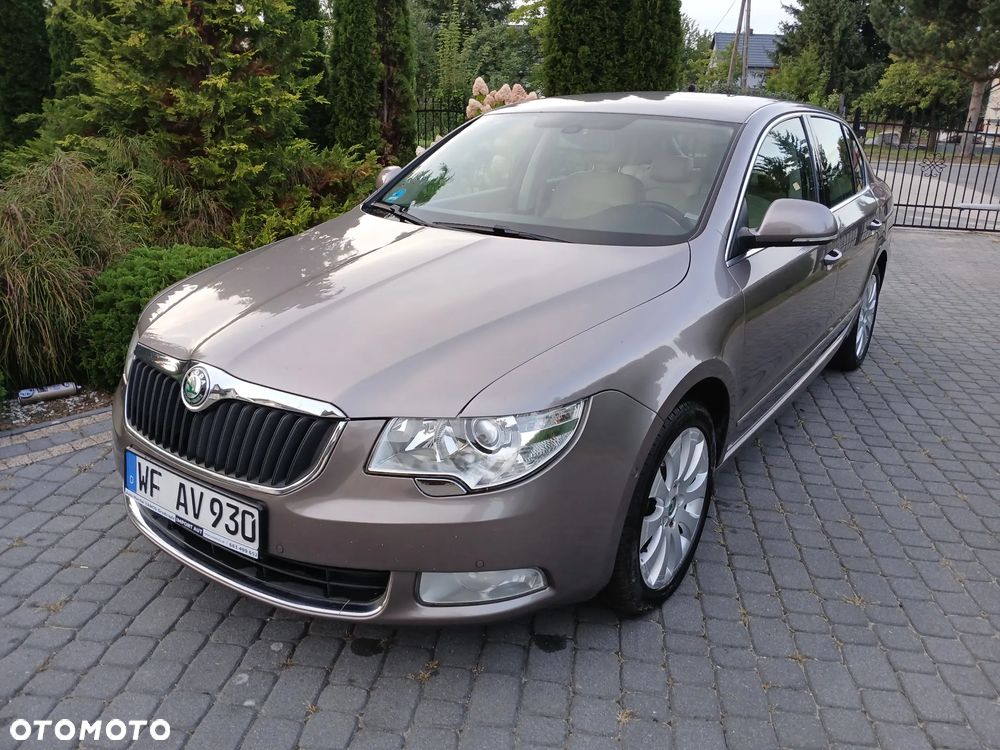 Skoda Superb 2.0 TDI DSG Exclusive - 6