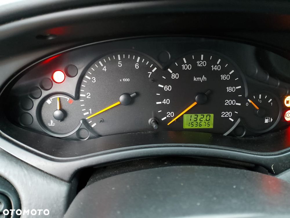 Ford Focus 1.4 Trend - 19