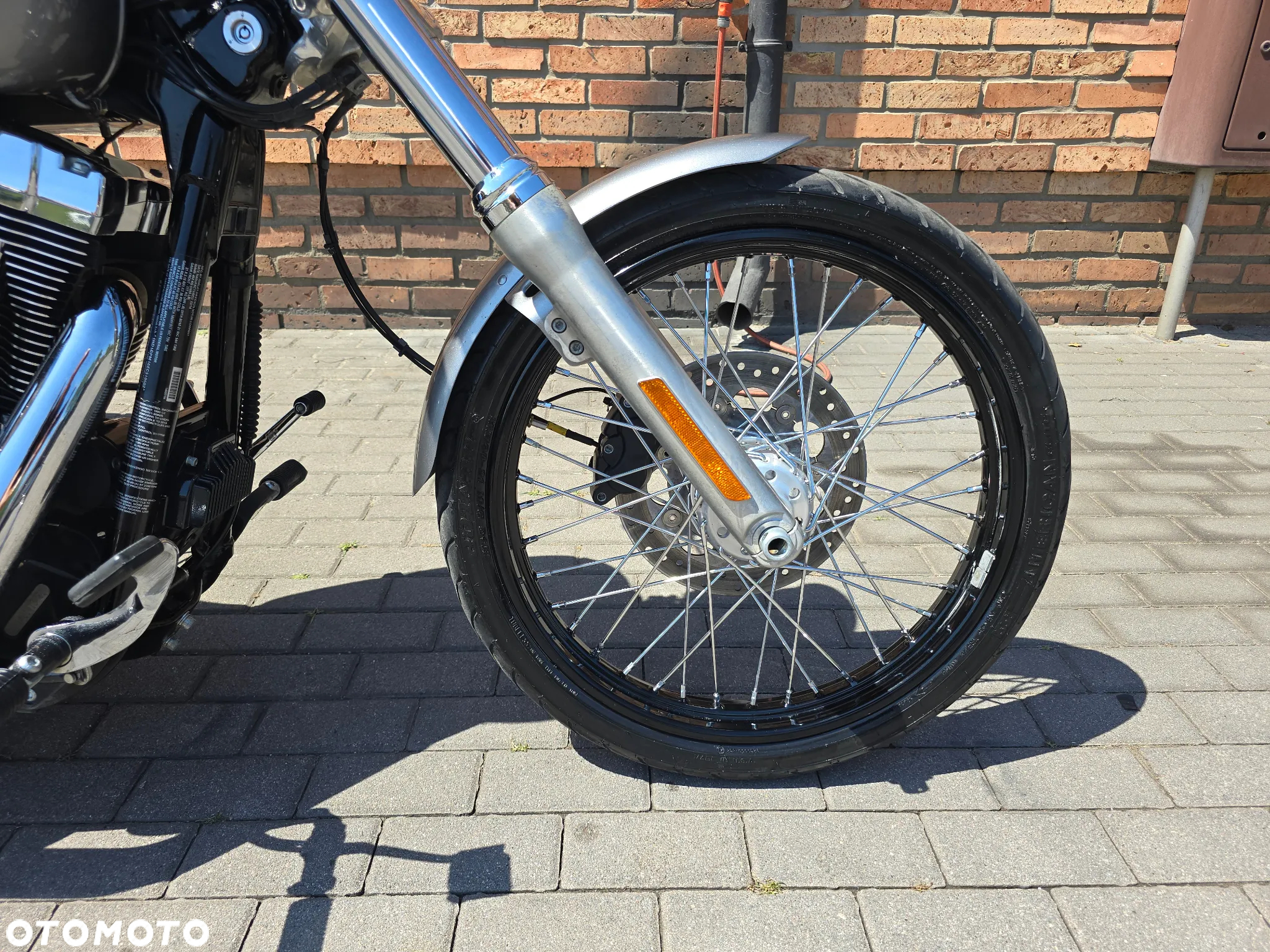 Harley-Davidson Dyna Wide Glide - 22