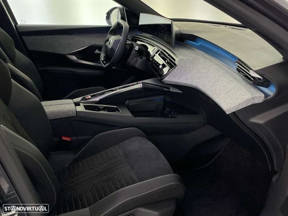 Peugeot E-3008 73 kWh GT - 21