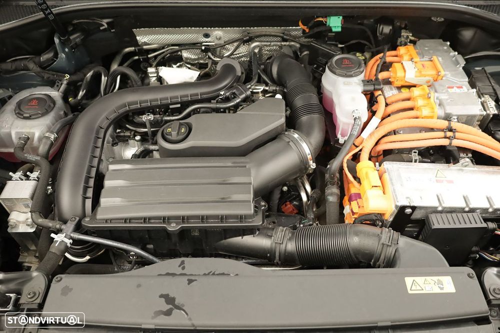 Cupra Terramar 1.5 e-Hybrid DSG - 22