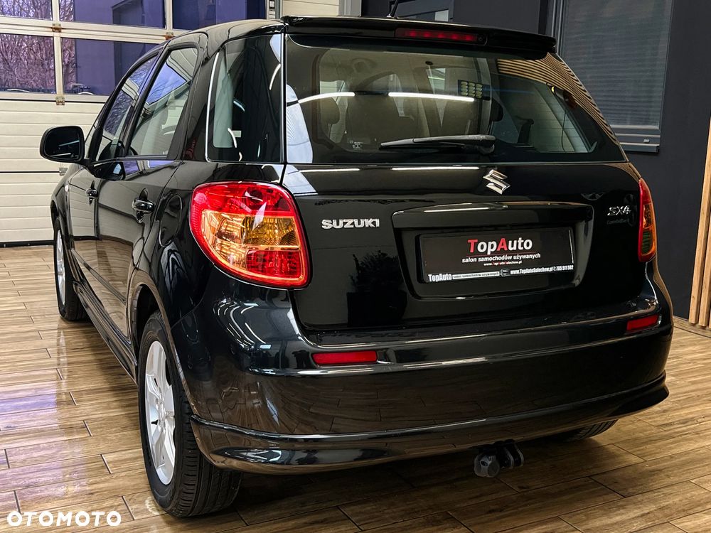 Suzuki SX4 1.6 Premium - 11